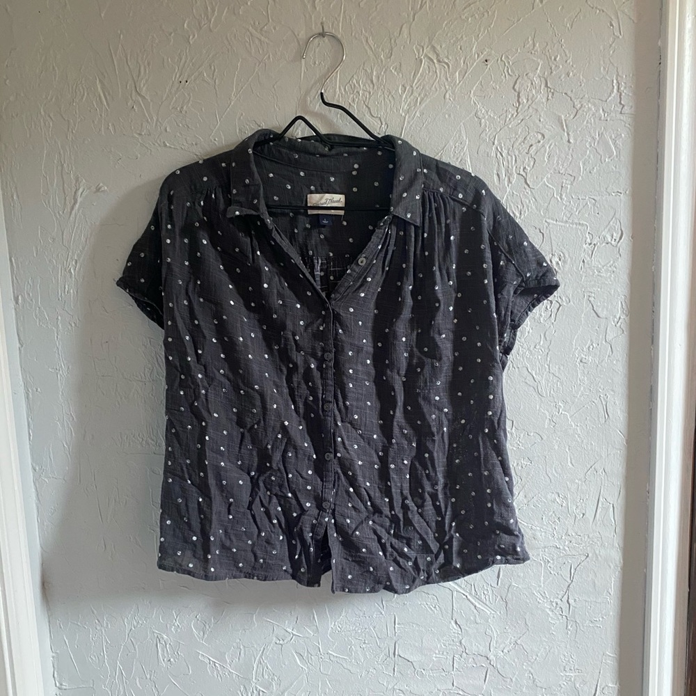 Universal Thread Top